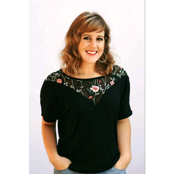 Meet your Posher, Kaitlin - Picture 1 of 1